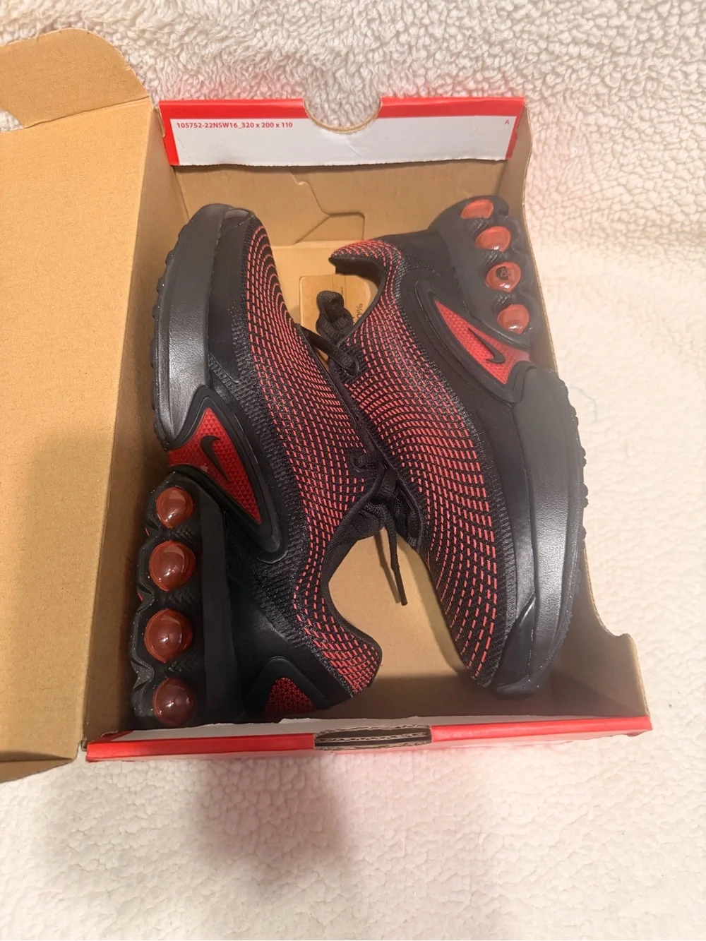 Nike Air Max Dn Black and Red Big Kids Size 6.5y Women’s Size 8